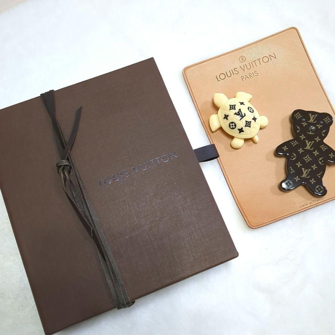 美品 ルイヴィトン LOUIS VUITTON ブローチ 熊 亀 クマ カメ
