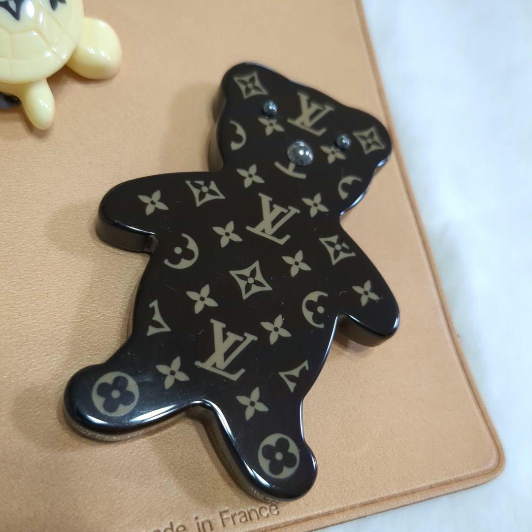 美品 ルイヴィトン LOUIS VUITTON ブローチ 熊 亀 クマ カメ