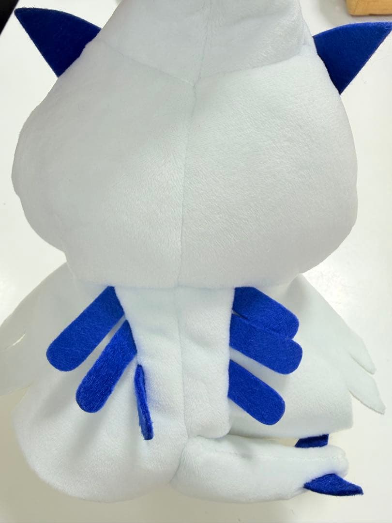 ルギア/ホウオウポンチョ姿のピカチュウ