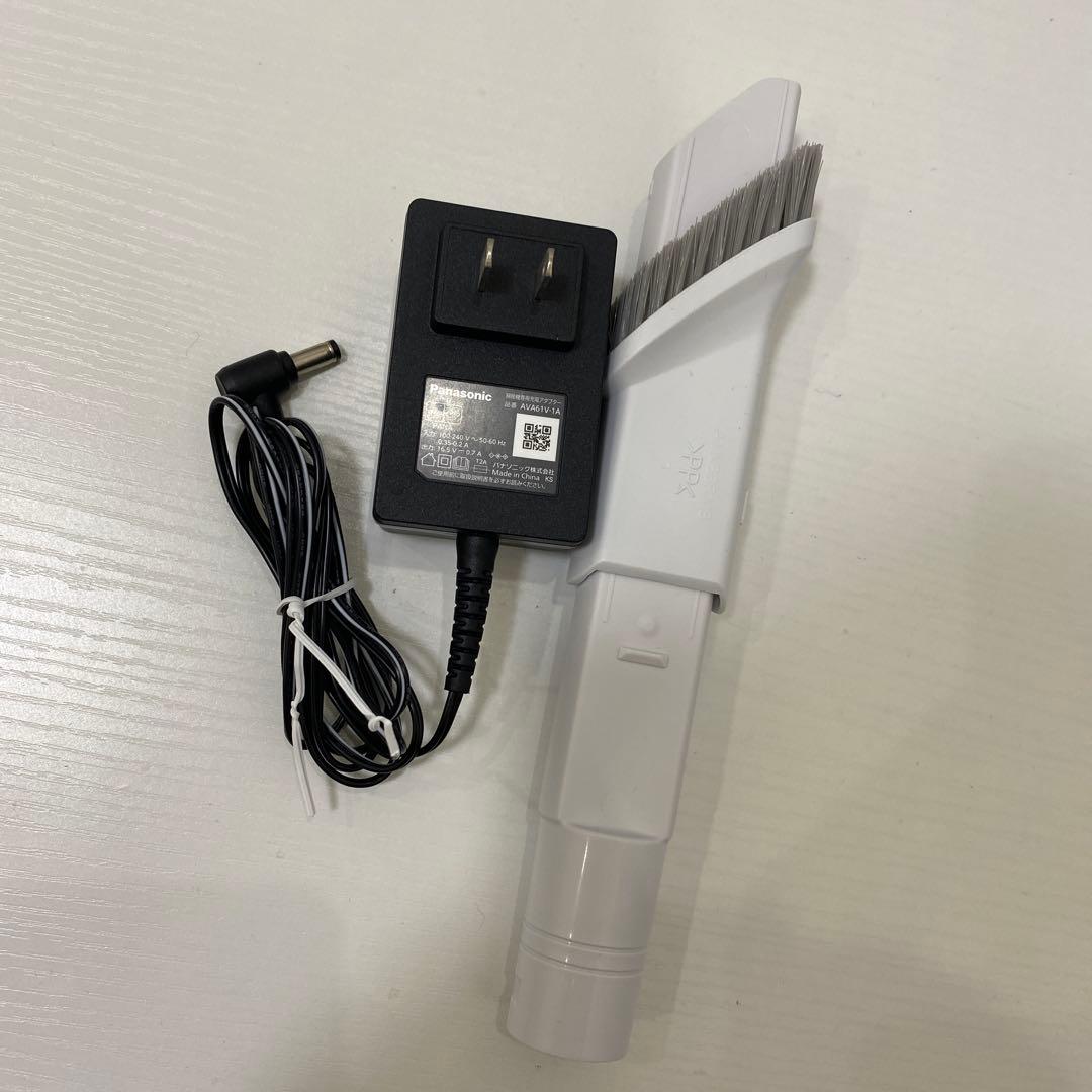 Panasonic コードレススティック掃除機 MC-SB33J-W