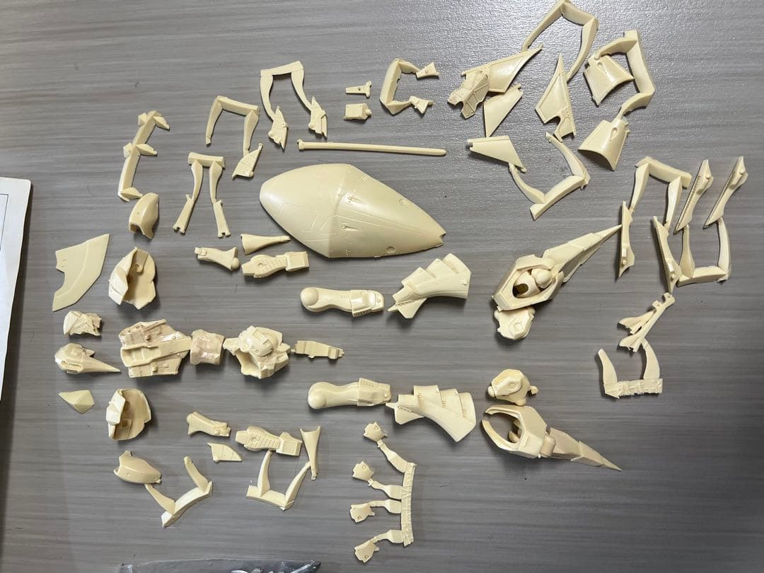 FSS WAVE 1/144 レッドミラージュ Joker 3100