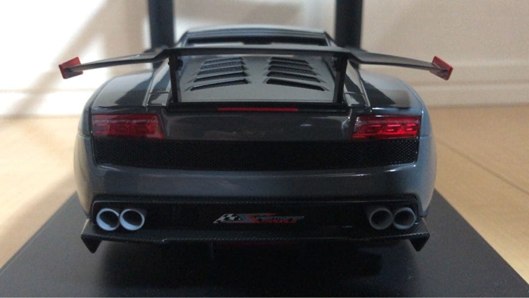 1/18　オートアート ランボルギーニ ガヤルド LP570-4