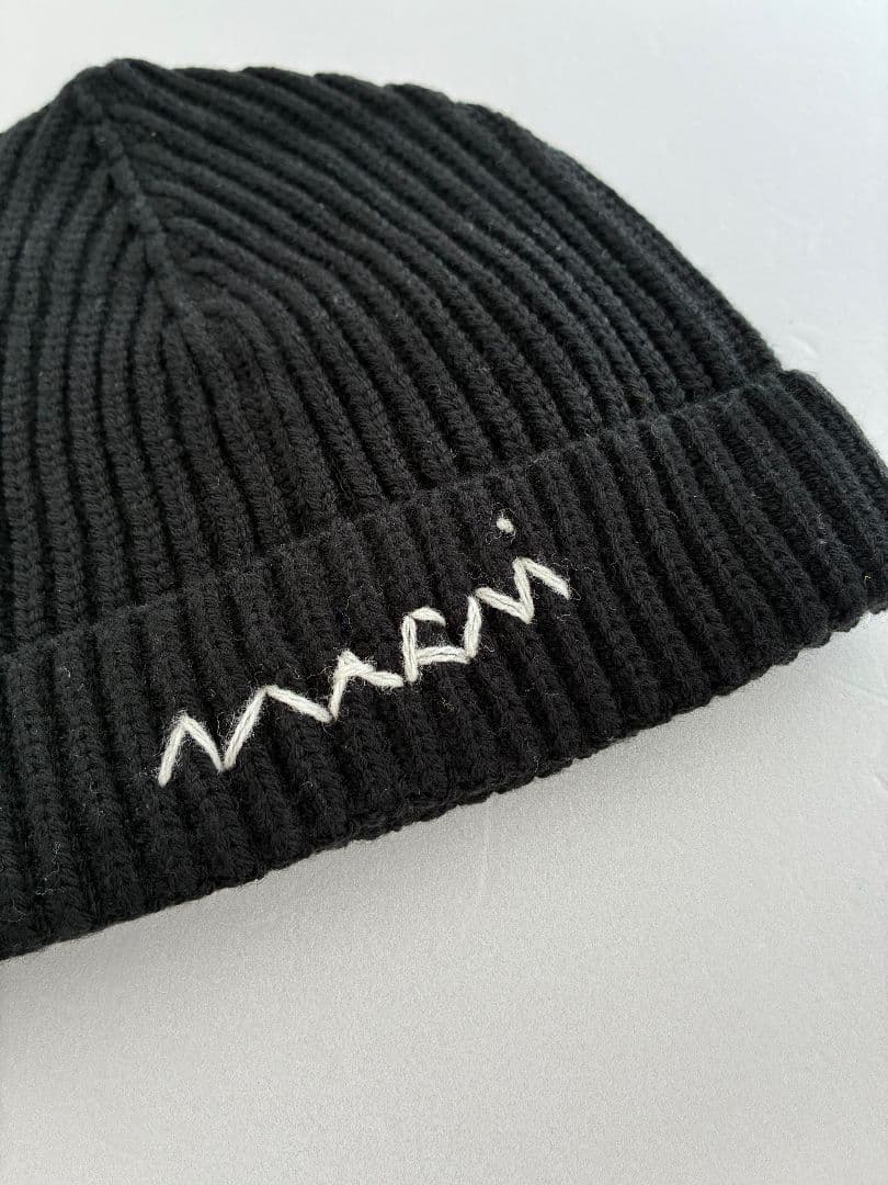大人もOK! Marni マルニ . 刺繍ロゴ リブ ニット帽 ニットキャップ