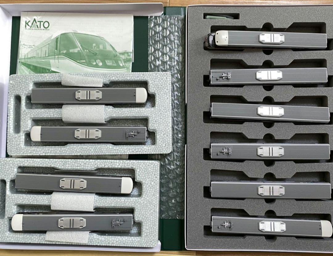 カトー10-558&10-560×2 383系「ワイドビューしなの」10両セット