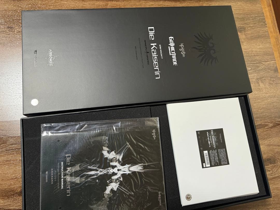 バ*ナ様 訳アリ ABSOMEC GTM カイゼリン 特製台座付き　ファイブスタ