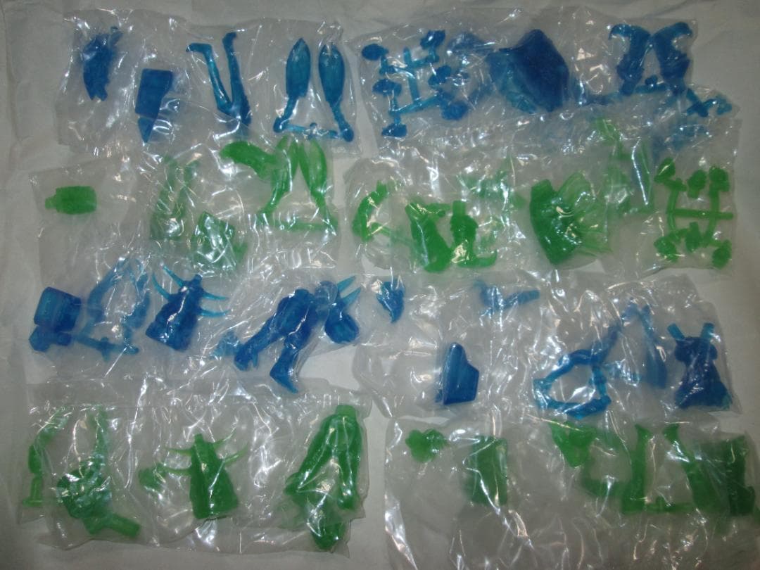 新品未開封　アルティメットルミナス エレキング ウルトラ6兄弟 ティガ　セット