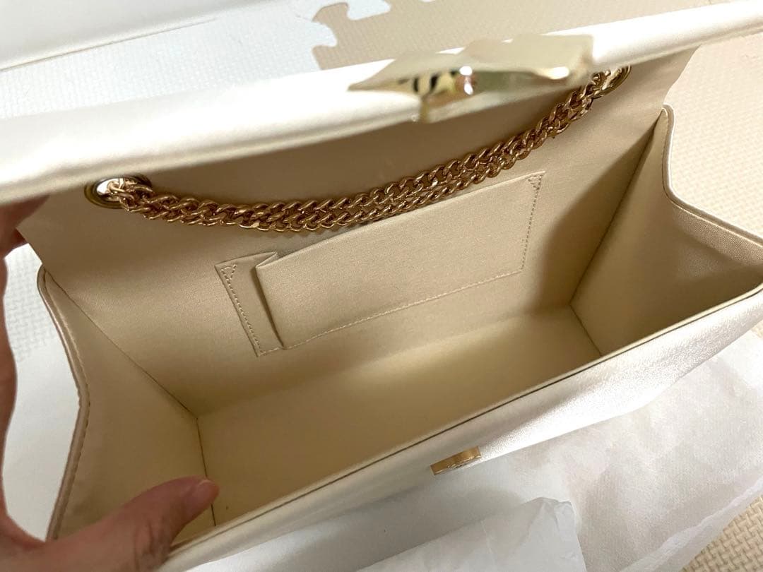 formforma クラッチパーティバッグ ベージュ