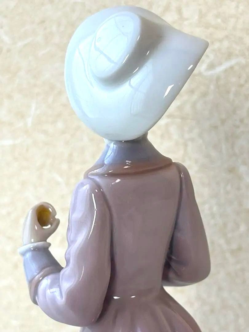 【美品・希少】Lladroリヤドロ フィギュリン 傘を持つ貴婦人 ヴィンテージ