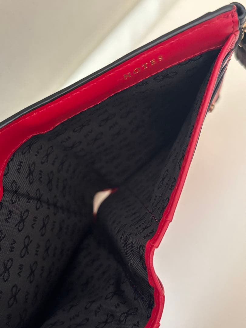 ANYA HINDMARCH アニヤハインドマーチ 二つ折り財布 ブラック