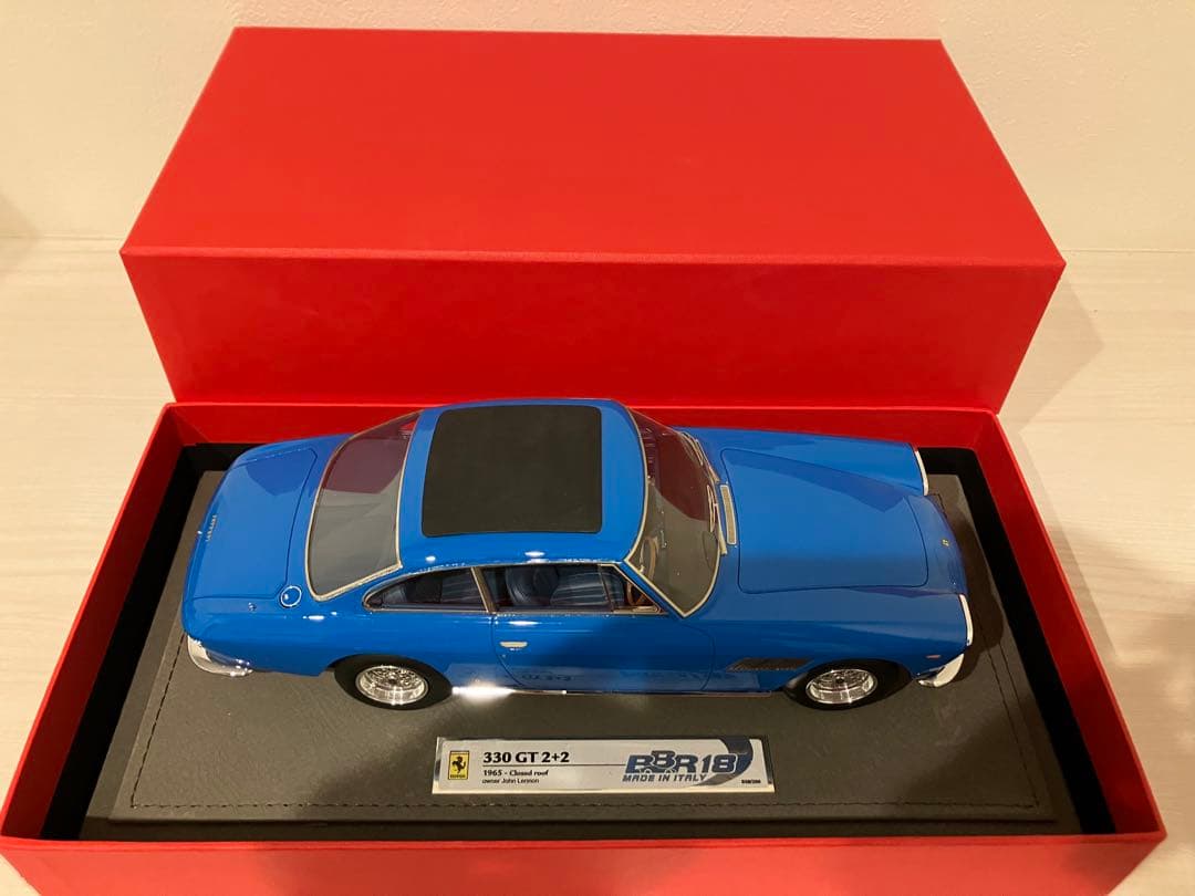 1/18 BBR フェラーリ 330 GT 2+2