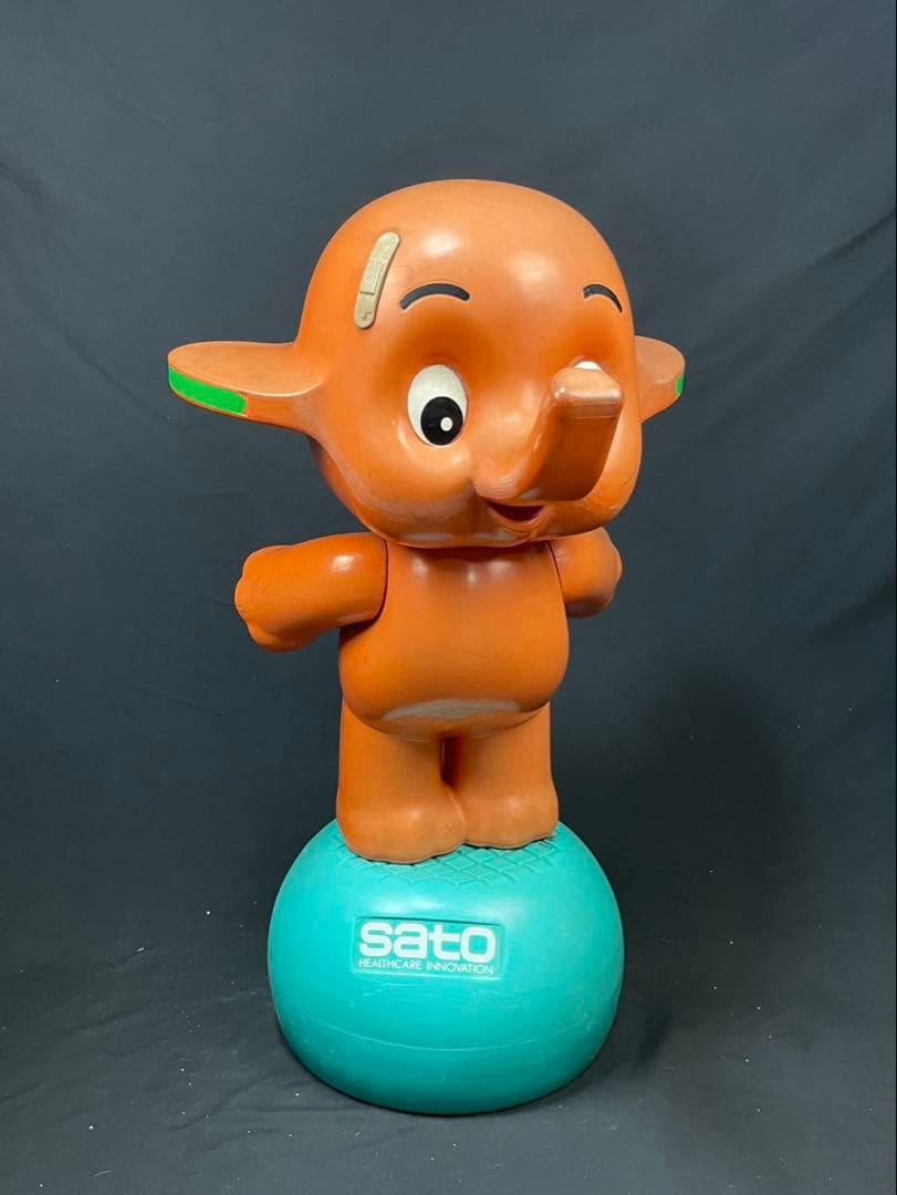 希少！佐藤製薬 サトちゃん 等身大人形 フィギュア 非売品 看板ディスプレイ