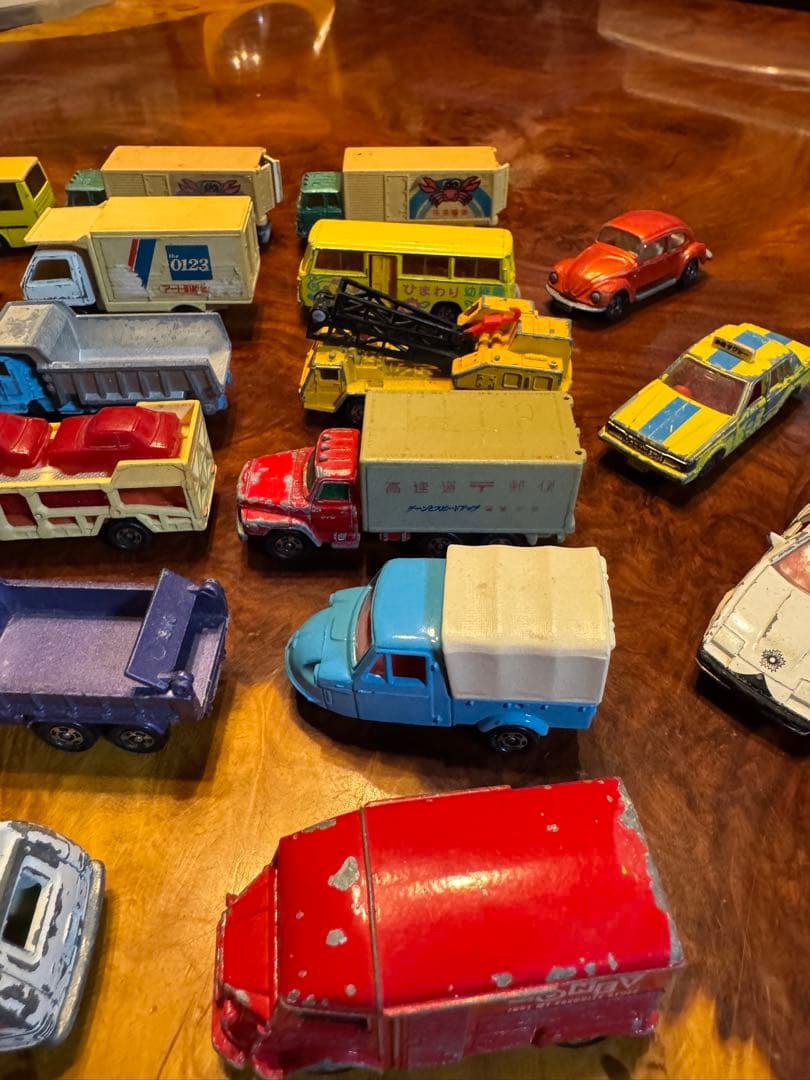 昭和レトロトミカ23台まとめレア含む、状態悪いバラ売り値下げ不可　ジャンク