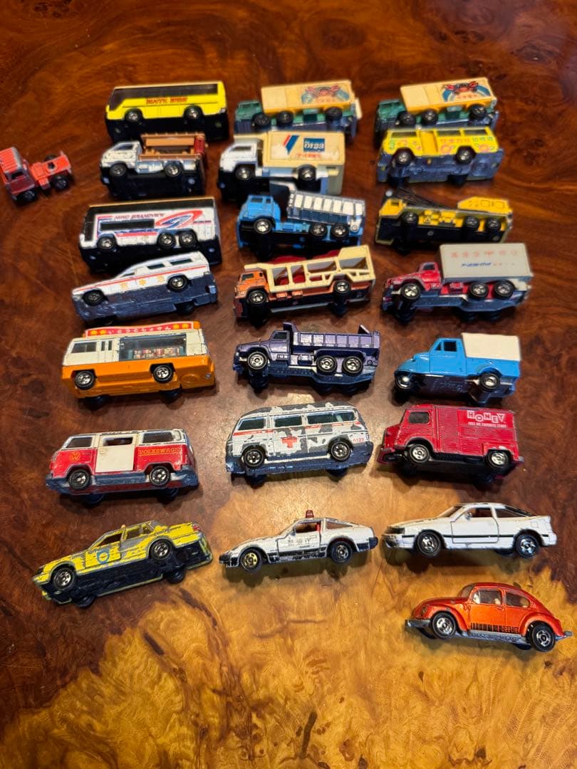 昭和レトロトミカ23台まとめレア含む、状態悪いバラ売り値下げ不可　ジャンク