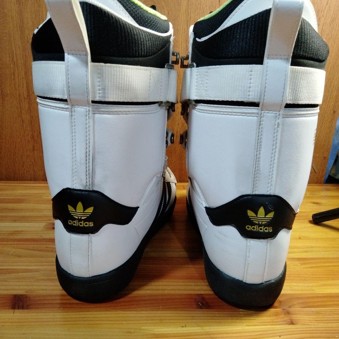 使用回数3回！　adidas スノーボードブーツ　送料無料 26050