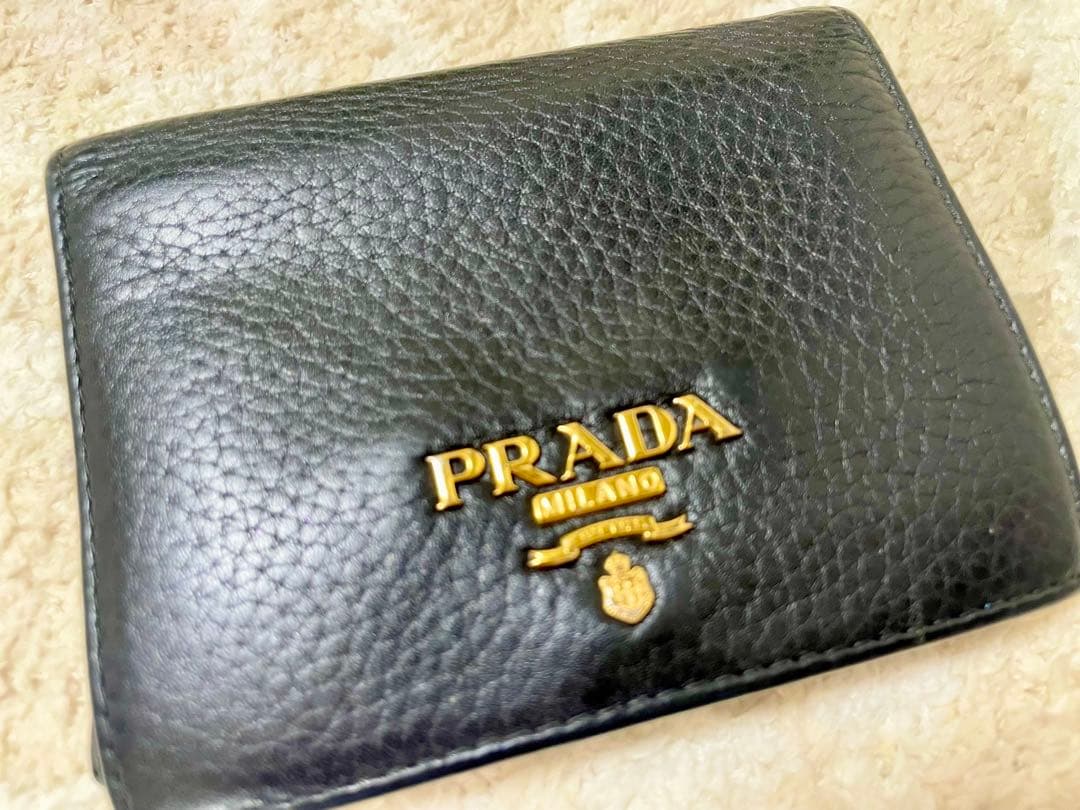 PRADA プラダ サフィアーノレザー 二つ折り財布 レディース ブラック