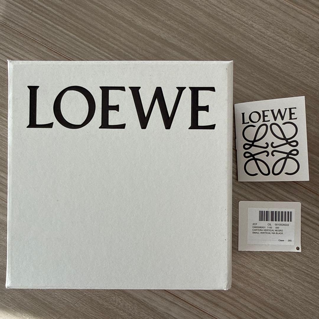LOEWE バーティカル ウォレット スモール未使用
