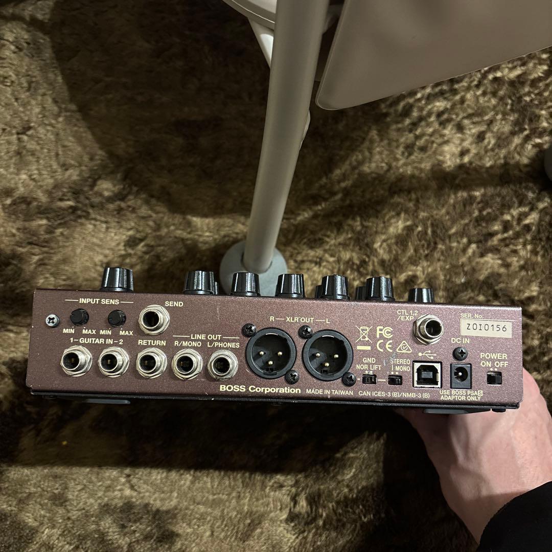 BOSS アコースティック・プリアンプ AD-10