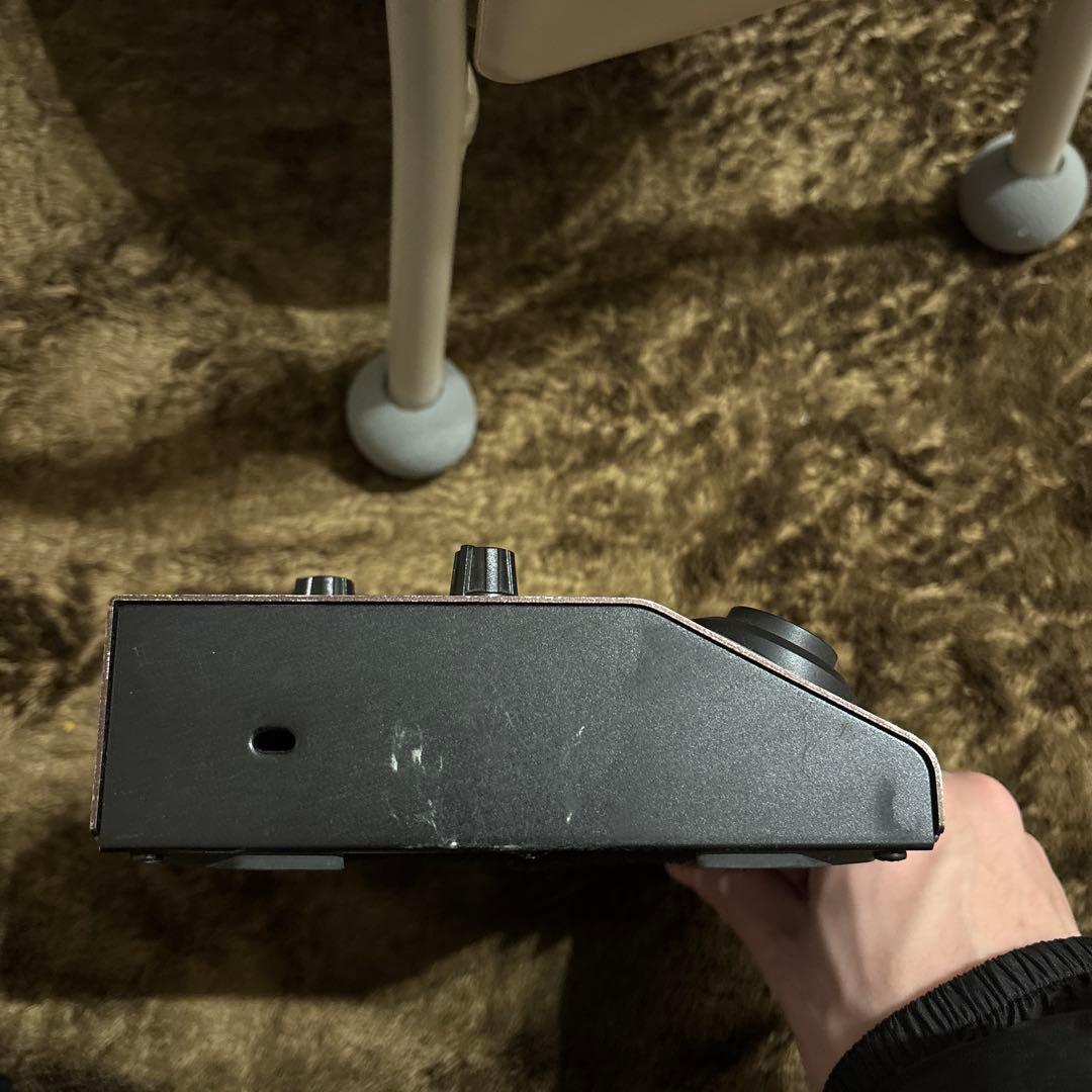 BOSS アコースティック・プリアンプ AD-10