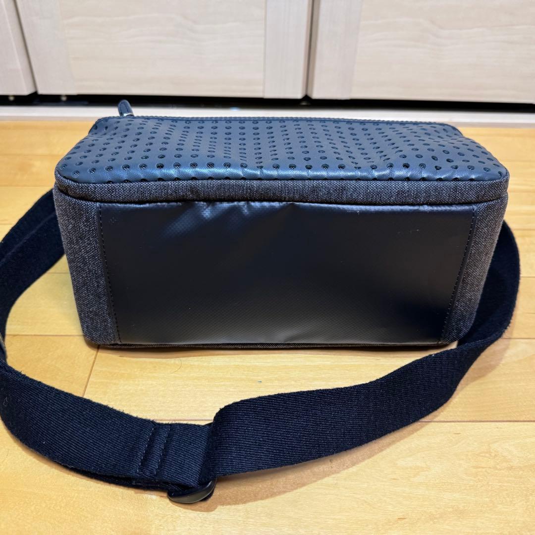 ひらくPCバックnano