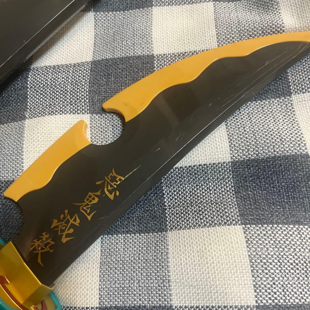 【希少】バンダイ 鬼滅の刃 宇髄天元 NARIKIRI 日輪刀