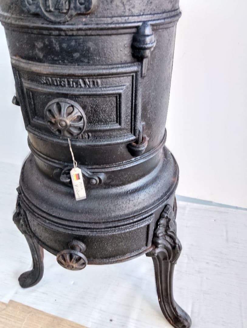 ストーブ フランス　鋳物 鉄製 シャビー レトロ ヴィンテージ(よ87)