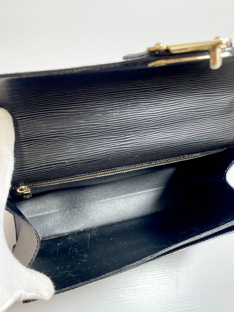 【訳あり】ヴィトン エピ モンソー M52122 ブラック