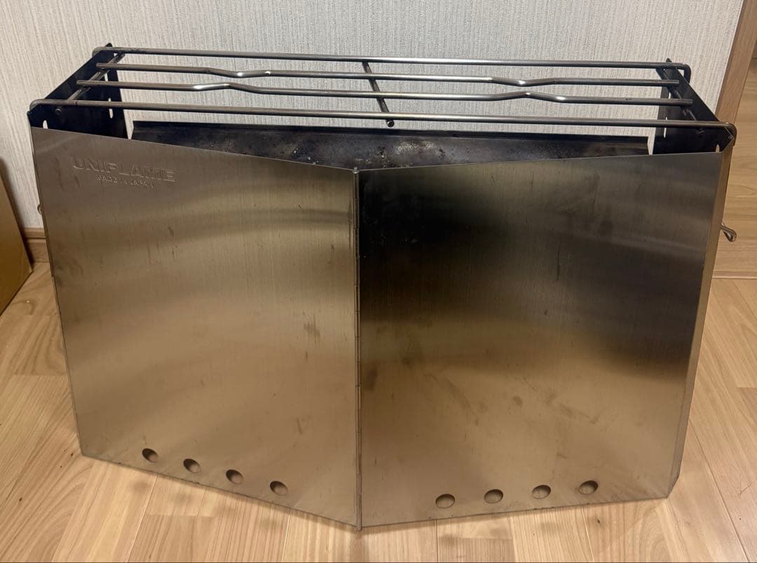 ユニフレーム 薪グリルラージ　廃盤