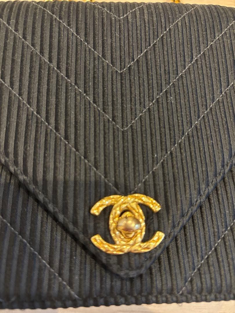 CHANEL ブラック コーデュロイ パーティーバッグ