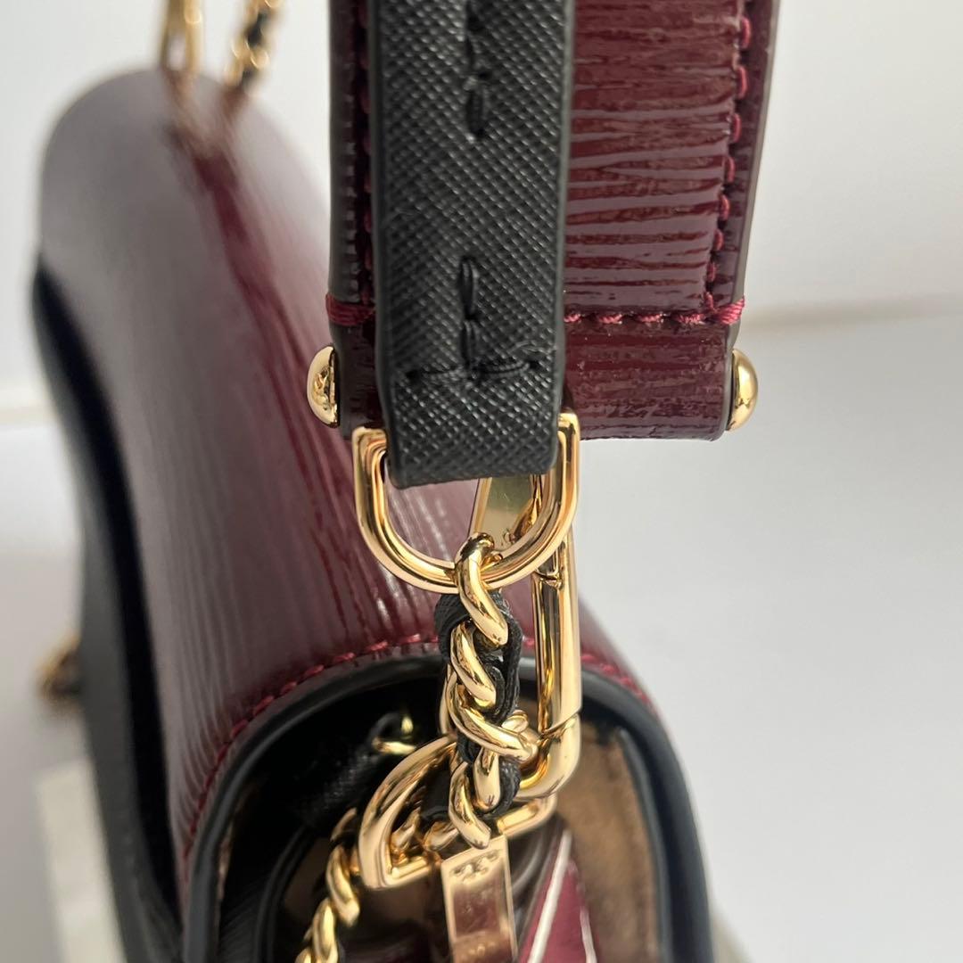 ✨未使用保管✨　Tory Burch ショルダーバッグ　レザー　パテント