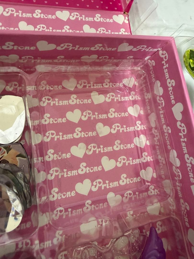 プリズムストーン、トランクセット