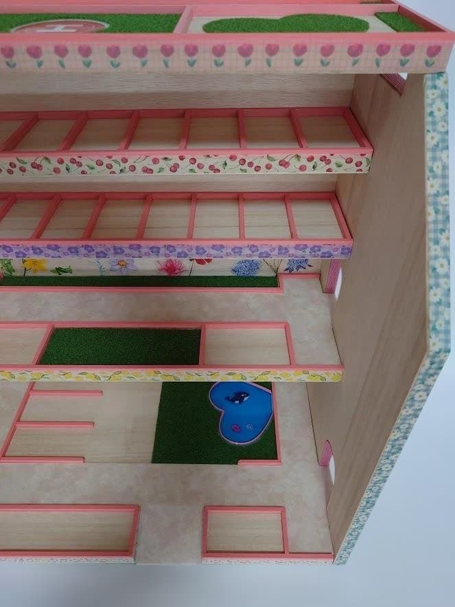 トミカ木製手作り駐車場（スモ－ルピンク）SP02