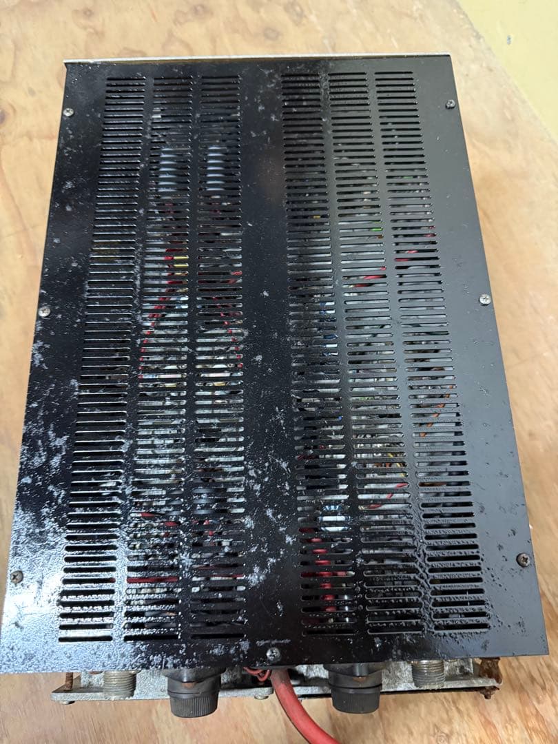 パワーアンプリファイア　リニアアンプ