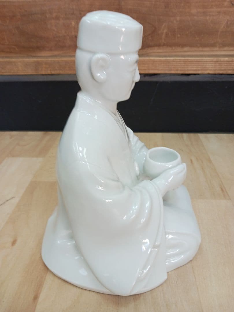 白磁　利休像　大五郎作　共箱