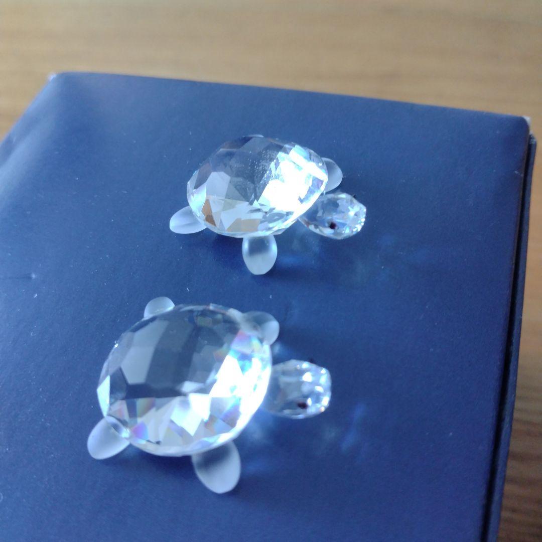 【SWAROVSKI】子亀の置物　２個セット（説明書、お買上証明書、台座の鏡付）
