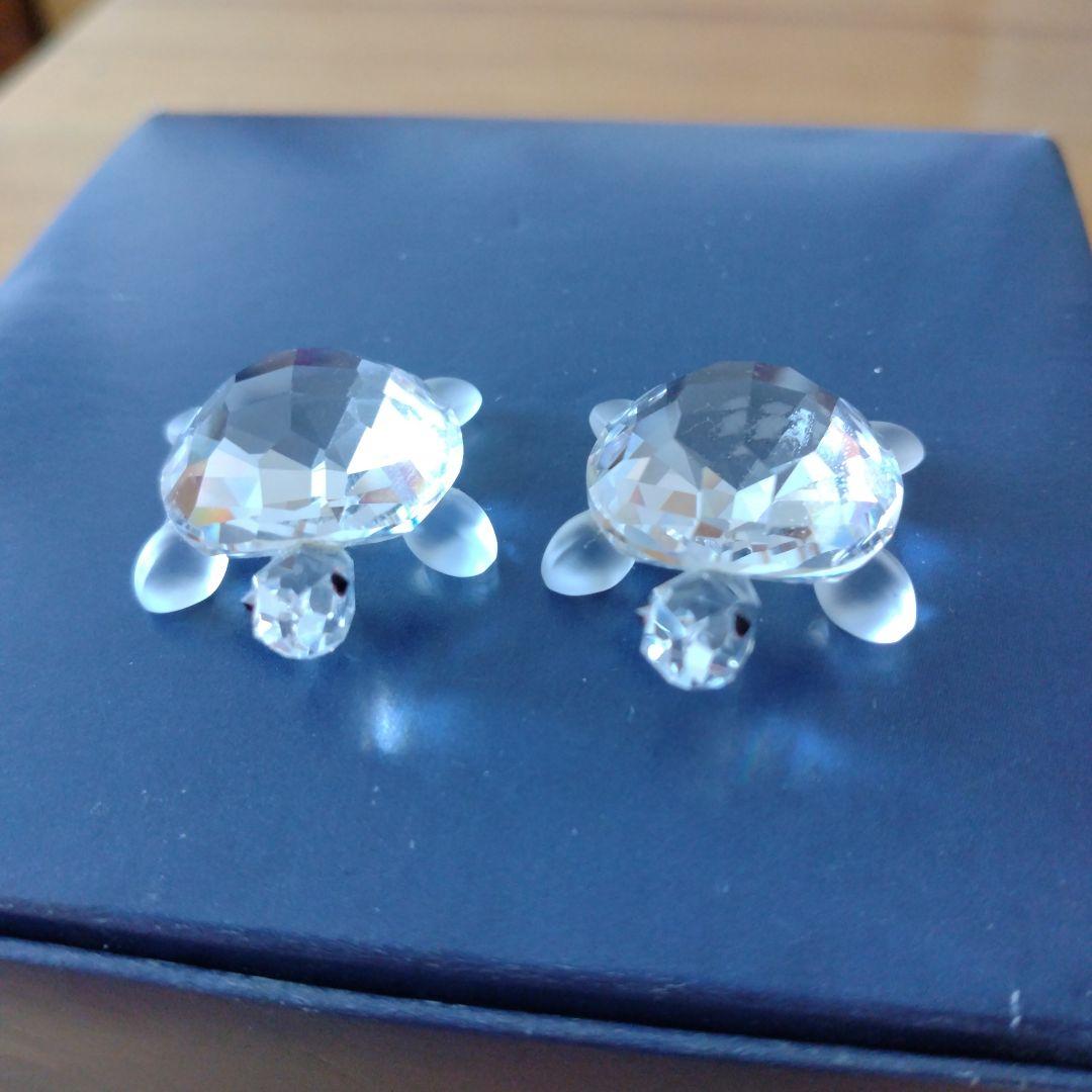 【SWAROVSKI】子亀の置物　２個セット（説明書、お買上証明書、台座の鏡付）
