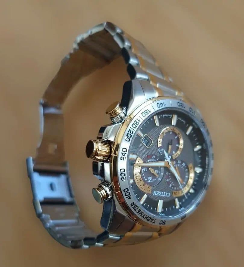 CITIZEN クロノグラフ 腕時計 シルバー/ゴールド