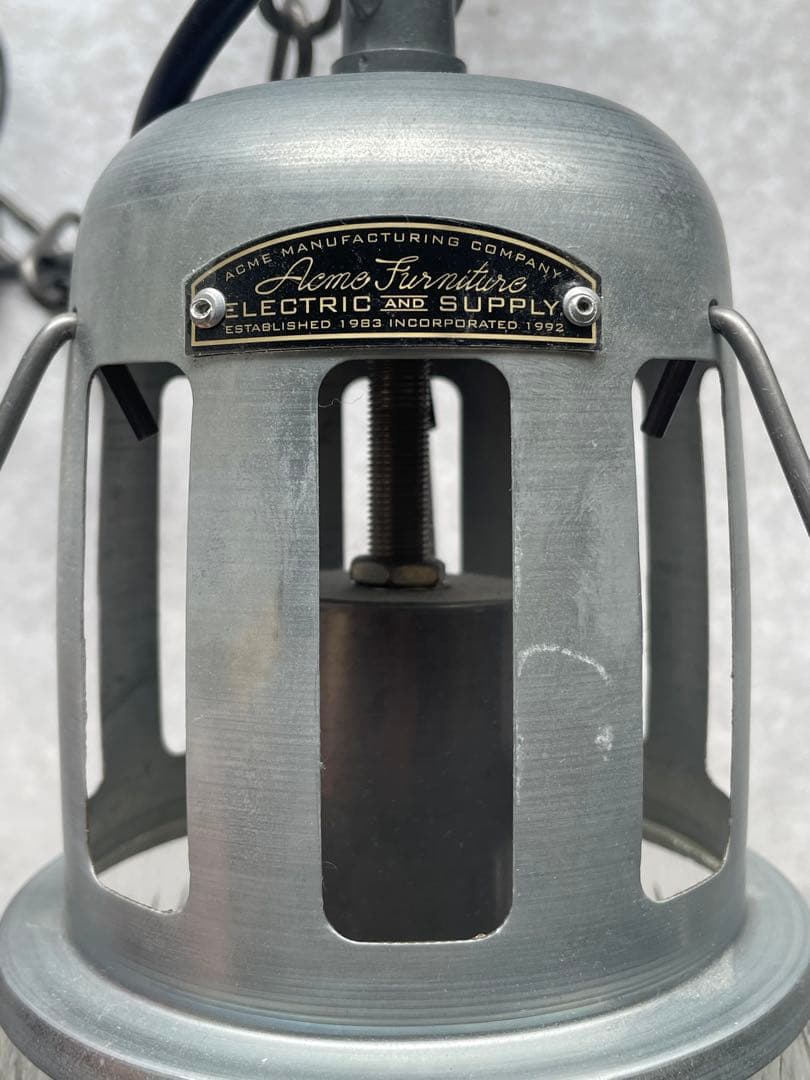 アクメファニチャー　ペンダントランプ