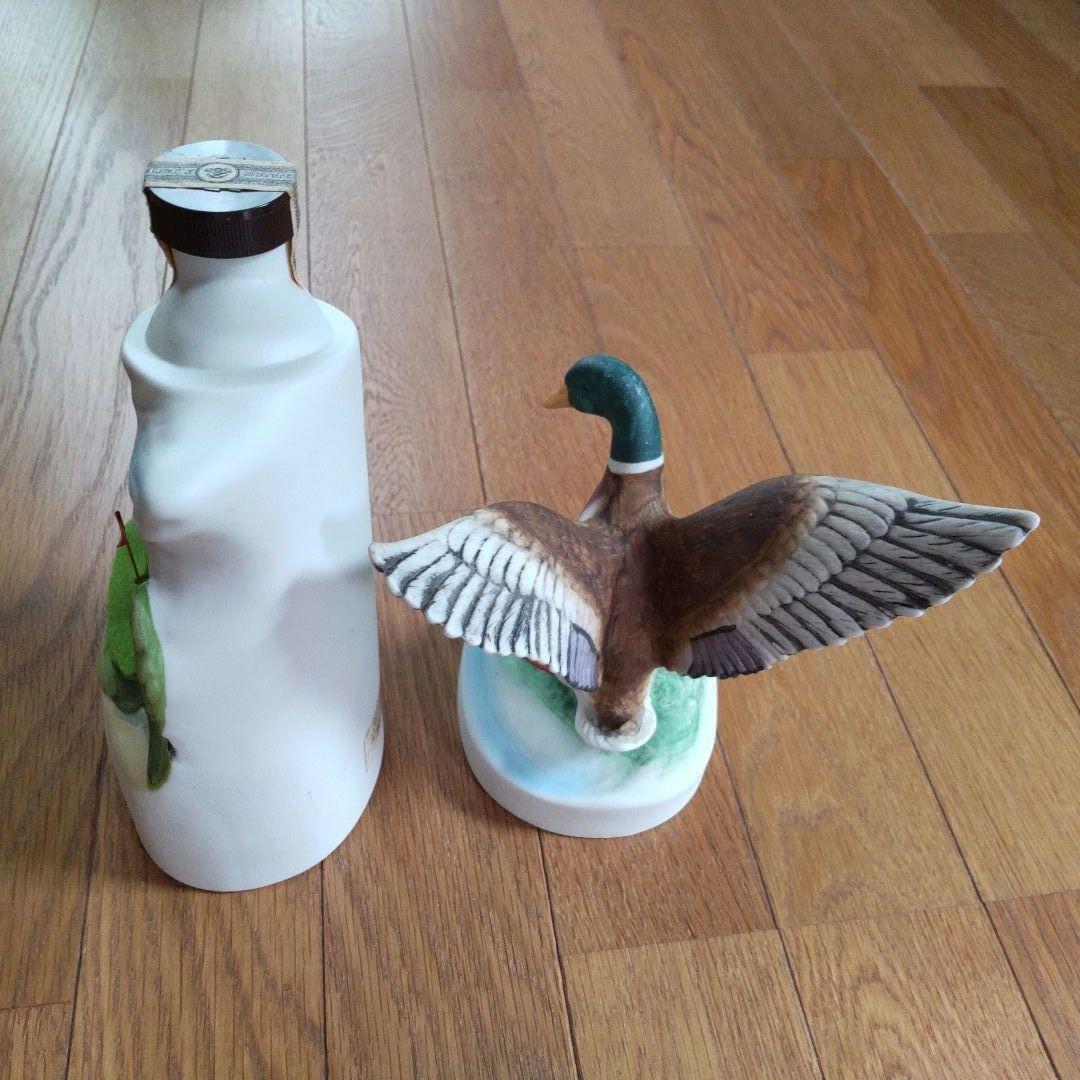 未開封　サントリー陶器製 水鳥彫刻 ウイスキーリザーブ91