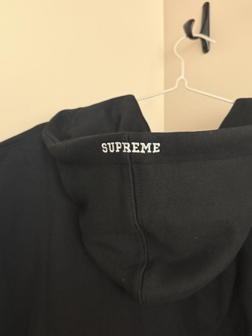 Sロゴパーカー　Lサイズ