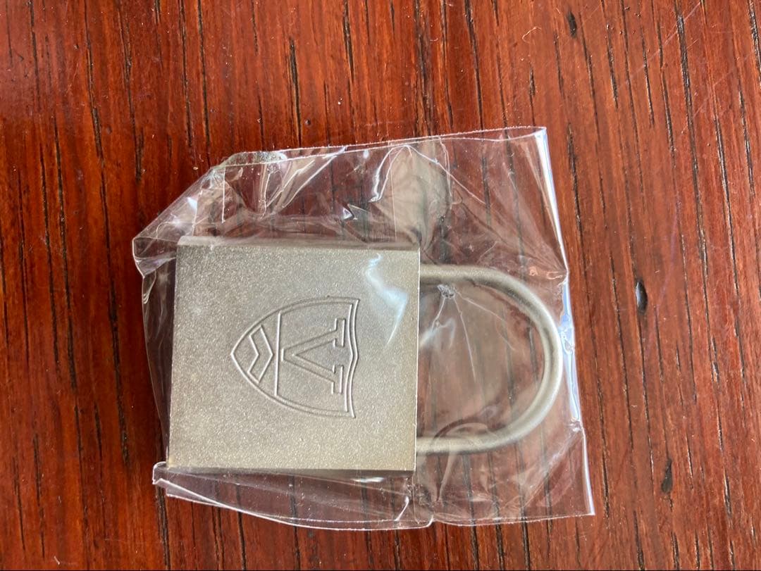 VAN キーホルダー 缶バッジ セット