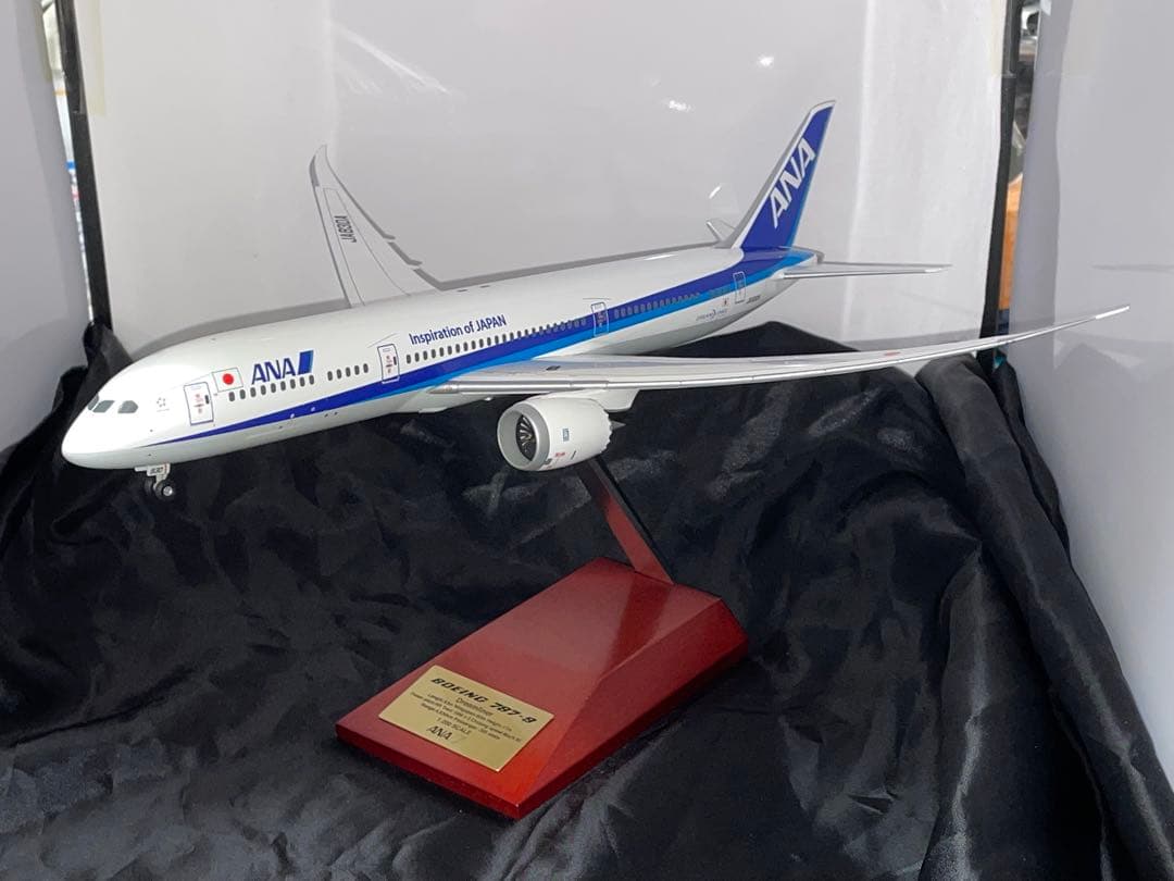 [美品] 1/200 ANA B787-9 空中姿勢 JA830A 全日空商事