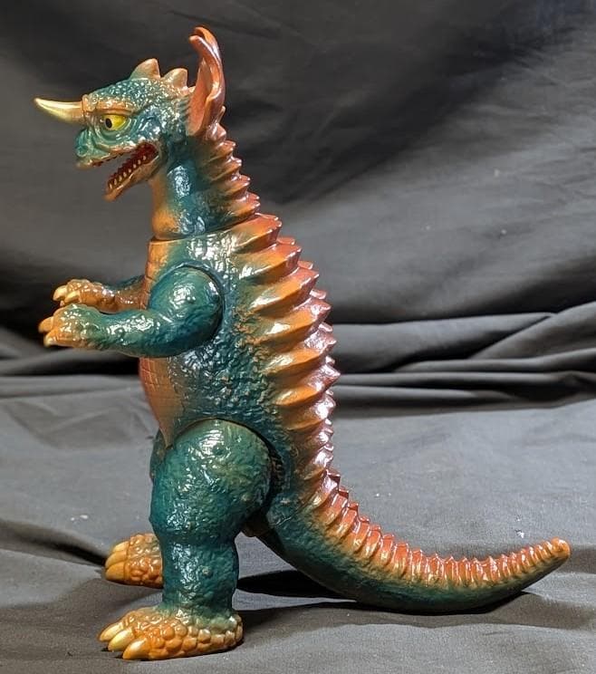 バラゴン「フランケンシュタイン対地底怪獣」登場怪獣（マーミット）ソフビフィギュア