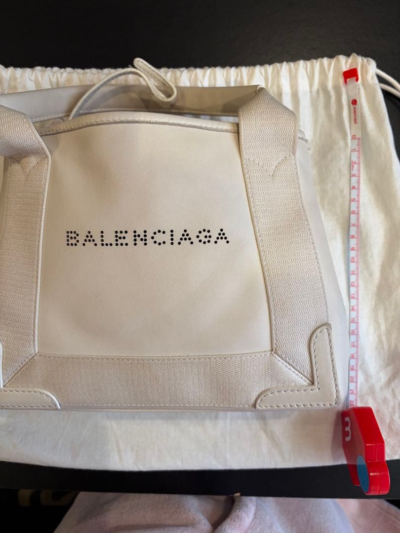 BALENCIAGA ネイビーカバスS クリームホワイト　バレンシアガ バッグ