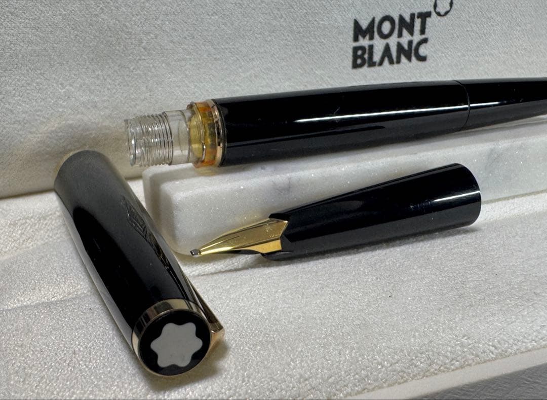 【極美品】モンブラン NO 121 万年筆 ペン先18K ブラック 太字