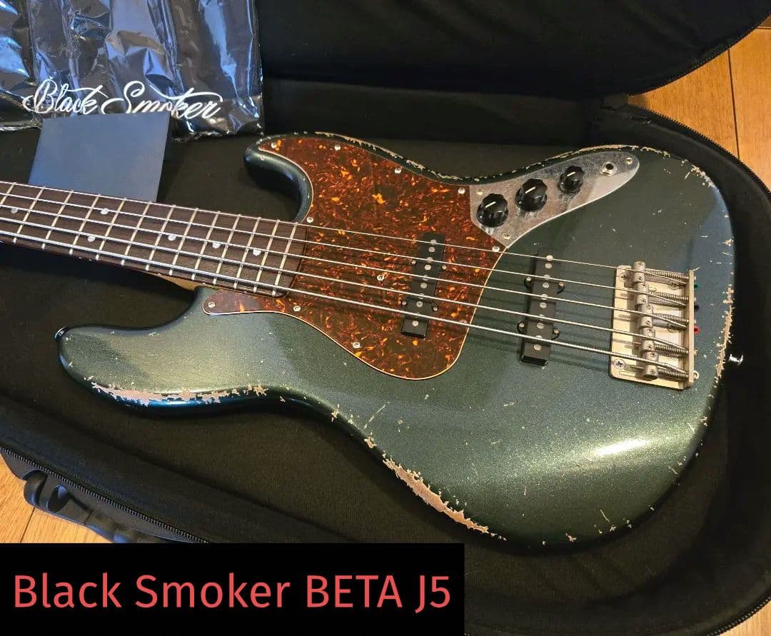 Black Smoker BETA J5 TRAD MASTER エレキベース