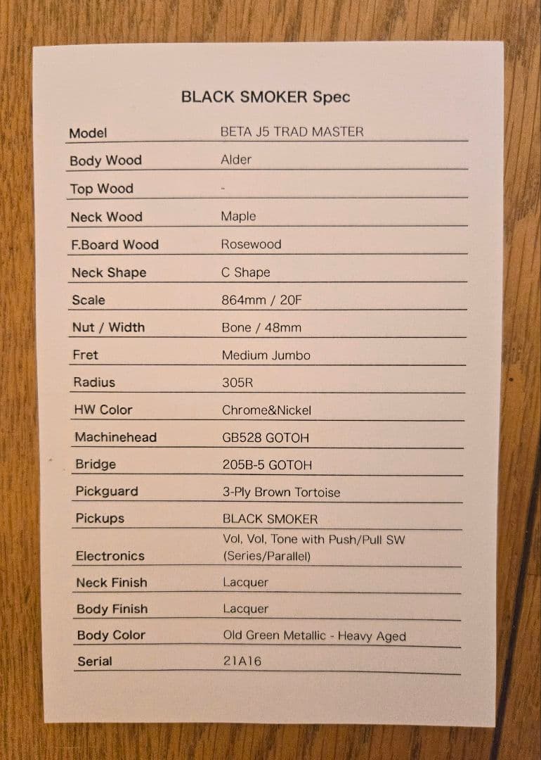 Black Smoker BETA J5 TRAD MASTER エレキベース