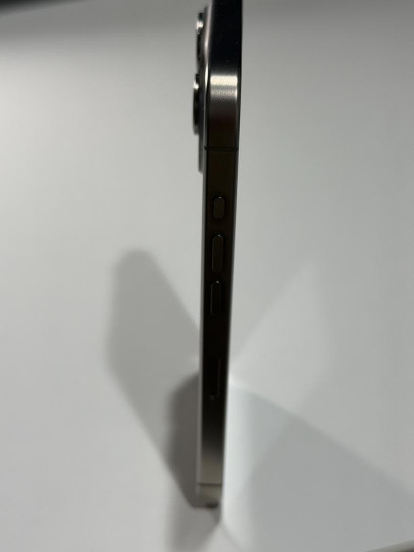 【美品】iPhone15 Pro 128GB ナチュラルチタニウム SIMフリー