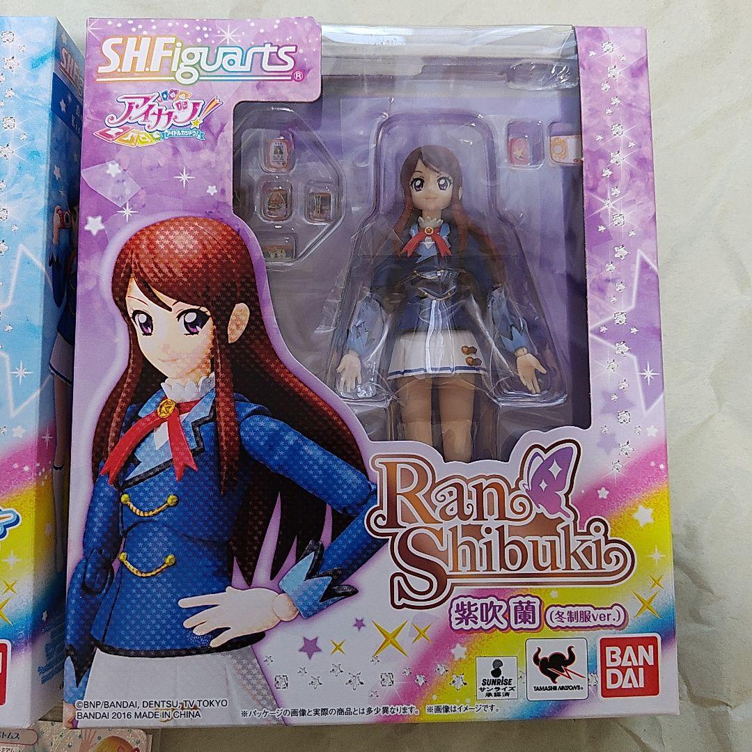 公*o様 SHフィギュアーツ 3体セット 星宮いちご 霧矢あおい 紫吹蘭　冬制服