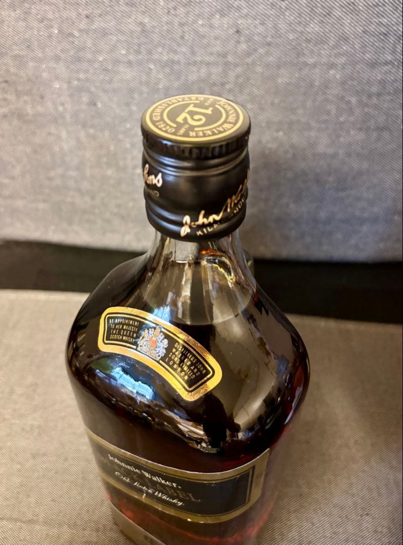 ジョニーウォーカー ブラックラベル　2リットル特大ボトル　未開封　ウイスキー古酒