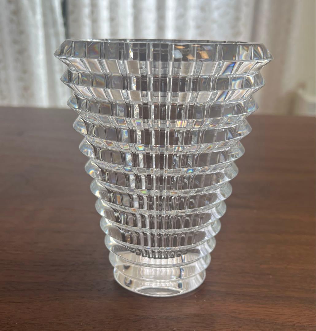 バカラ　ベース　花瓶　置物　アイ・ベース　サイズS